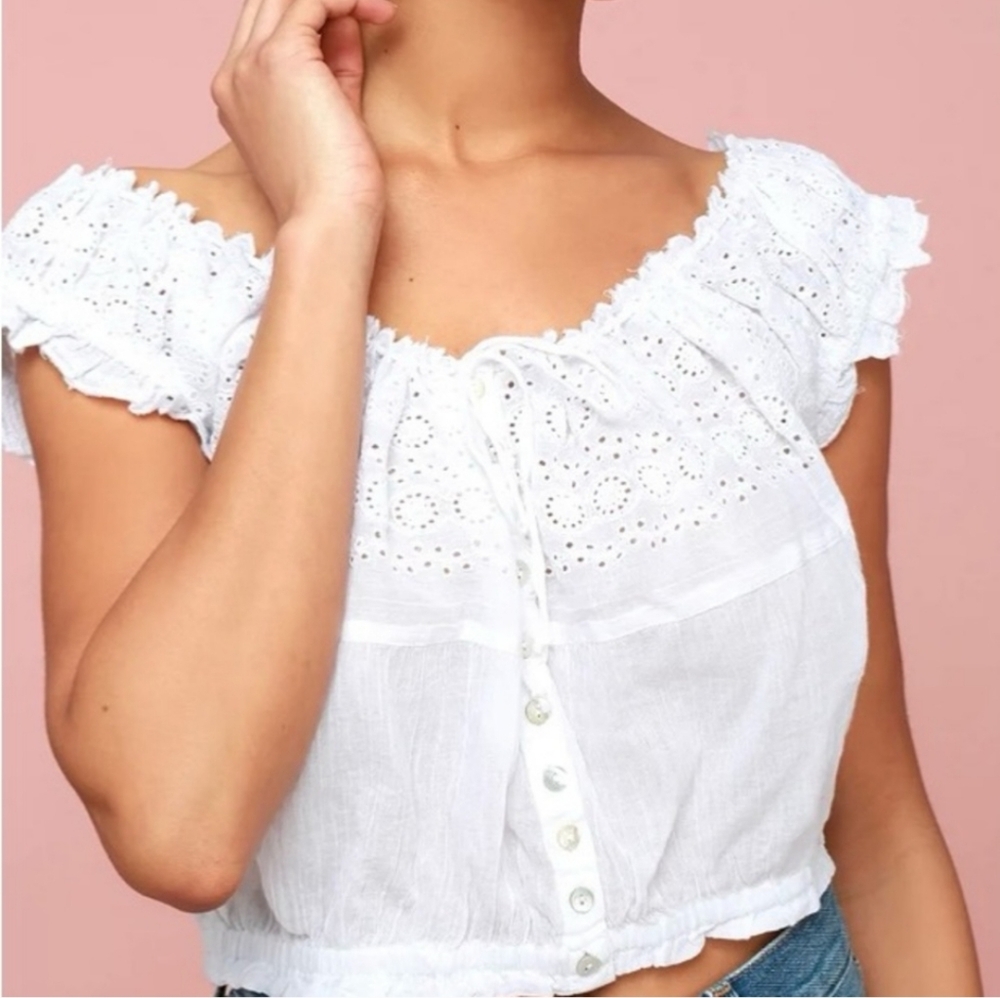 Free People Eyelet You A Lot White Button-Up Crop Top Size: L